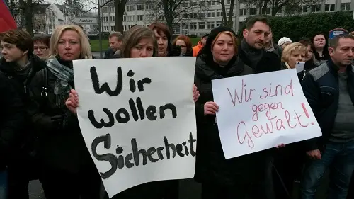 Митинг представителей русскоязычной диаспоры в городе Вецлар, Германия.24 января 2016.