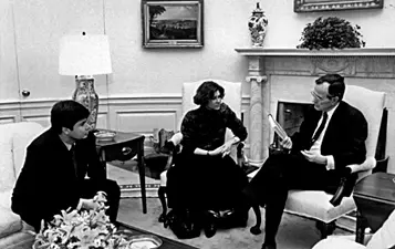 АРТЕМ и ВЕРОНИКА в Белом Доме у ДЖОРДЖА БУША-старшего