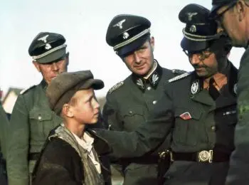 ФАШИСТСКИЕ «СВОЛОЧИ» - Совершенно Секретно ФАШИСТСКИЕ «СВОЛОЧИ» - Совершенно Секретно