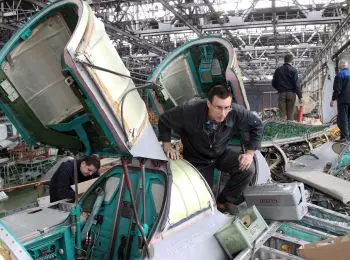 МИЛЛИОНЫ В ПРОЛЕТЕ - Совершенно Секретно МИЛЛИОНЫ В ПРОЛЕТЕ - Совершенно Секретно