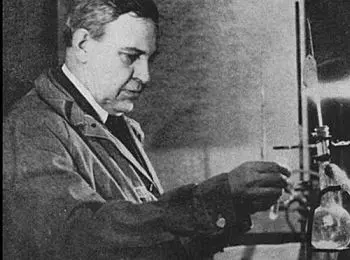 Изобретатель октанового бензина - Совершенно Секретно Изобретатель октанового бензина - Совершенно Секретно