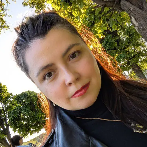 Софья РУСОВА