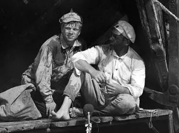 Детство Петрухи - Совершенно Секретно Детство Петрухи - Совершенно Секретно