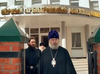 Мощи держат оборону - Совершенно Секретно Мощи держат оборону - Совершенно Секретно