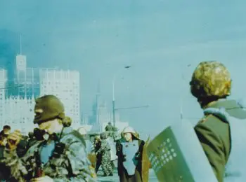 Октябрь 1993-го: «Пули получили невиновные и непричастные» - Совершенно Секретно Октябрь 1993-го: «Пули получили невиновные и непричастные» - Совершенно Секретно