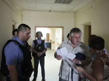 Работники завода «Салют»: общежитие не отдадим - Совершенно Секретно Работники завода «Салют»: общежитие не отдадим - Совершенно Секретно