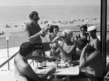 КУРОРТНЫЙ РОМАН - Совершенно Секретно КУРОРТНЫЙ РОМАН - Совершенно Секретно