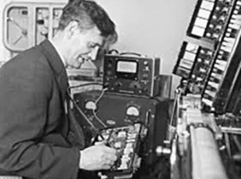 «Космический» синтезатор Мурзина - Совершенно Секретно «Космический» синтезатор Мурзина - Совершенно Секретно