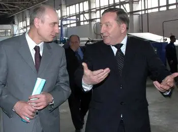 ЧУВСТВО ЛОКТЕВА ГУБЕРНАТОРА КАРЛИНА - Совершенно Секретно ЧУВСТВО ЛОКТЕВА ГУБЕРНАТОРА КАРЛИНА - Совершенно Секретно