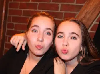 Холокост, клей для обоев - Совершенно Секретно Холокост, клей для обоев - Совершенно Секретно