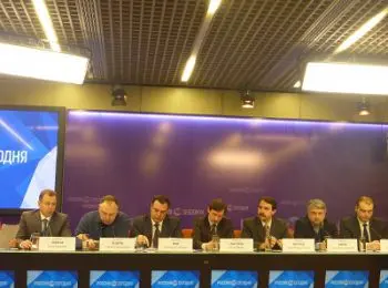 Украину ждёт война, но не с Донбассом, а с собственными бандами - Совершенно Секретно Украину ждёт война, но не с Донбассом, а с собственными бандами - Совершенно Секретно