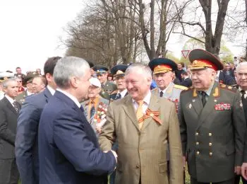 ВСТРЕЧИ НА ЭЛЬБЕ - Совершенно Секретно ВСТРЕЧИ НА ЭЛЬБЕ - Совершенно Секретно