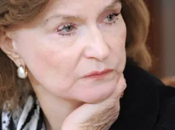 Наталья НАРОЧНИЦКАЯ. Патриотка из Парижа - Совершенно Секретно Наталья НАРОЧНИЦКАЯ. Патриотка из Парижа - Совершенно Секретно