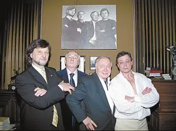 ПУТЬ К «ОБЫКНОВЕННОМУ ЧУДУ» НАЧИНАЛСЯ С «РАЗГРОМА» - Совершенно Секретно ПУТЬ К «ОБЫКНОВЕННОМУ ЧУДУ» НАЧИНАЛСЯ С «РАЗГРОМА» - Совершенно Секретно