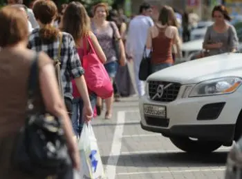 МОСКВА СЛЕЗАМ НЕ ВЕРИТ (снова о парковках) МОСКВА СЛЕЗАМ НЕ ВЕРИТ (снова о парковках)
