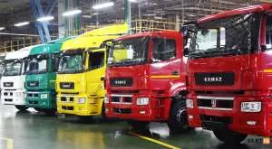 «Автостат»: производство грузовиков в РФ упало почти вдвое  «Автостат»: производство грузовиков в РФ упало почти вдвое