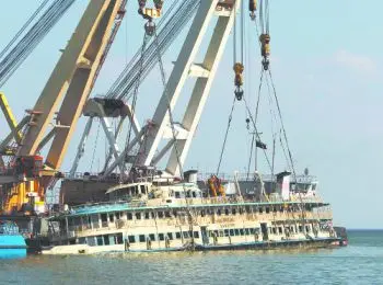 Сели на мель - Совершенно Секретно Сели на мель - Совершенно Секретно