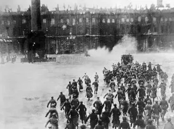 Зиночка из 1917-го - Совершенно Секретно Зиночка из 1917-го - Совершенно Секретно