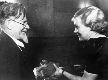 Как Берия клеил женщин - Совершенно Секретно Как Берия клеил женщин - Совершенно Секретно