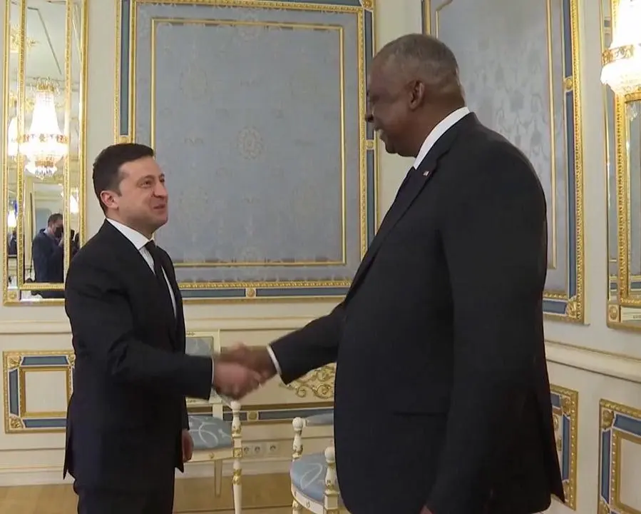 8_vesel_io.jpg 8_vesel_io.jpg