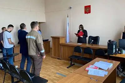 руководителей рудника «пионер», где погибли горняки, осудили на 5,5 лет - Сайт Газеты «Совершенно Секретно» руководителей рудника «пионер», где погибли горняки, осудили на 5,5 лет - Сайт Газеты «Совершенно Секретно»