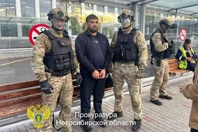 водителя самосвала, наехавшего на людей в новосибирске, поймали в казахстане и экстрадируют в рф - Сайт Газеты «Совершенно Секретно» водителя самосвала, наехавшего на людей в новосибирске, поймали в казахстане и экстрадируют в рф - Сайт Газеты «Совершенно Секретно»