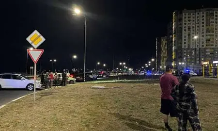 Атака на Ростов: эвакуация, снаряд в квартире, сгоревшие дома Атака на Ростов: эвакуация, снаряд в квартире, сгоревшие дома