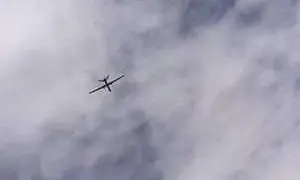 Война дронов: под Ростовом БПЛА упал на крышу станции, в Калуге - на дом Война дронов: под Ростовом БПЛА упал на крышу станции, в Калуге - на дом