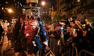 Россия-2030 по плану США и российских либералов должна вернуться к беспределу 90-х Россия-2030 по плану США и российских либералов должна вернуться к беспределу 90-х