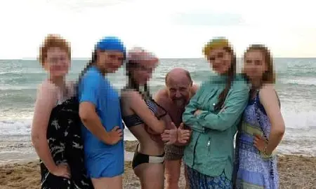 69-летнего преподавателя художественной школы осудили на 11 лет за домогательства к ученицам  69-летнего преподавателя художественной школы осудили на 11 лет за домогательства к ученицам