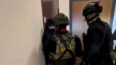 мошенников по обучению игре на криптобиржах задержали в москве  - Сайт Газеты «Совершенно Секретно» мошенников по обучению игре на криптобиржах задержали в москве  - Сайт Газеты «Совершенно Секретно»