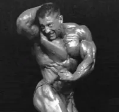 ШВАРЦЕНЕГГЕР ИЗ МАЛАХОВКИ - Совершенно Секретно ШВАРЦЕНЕГГЕР ИЗ МАЛАХОВКИ - Совершенно Секретно