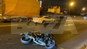 Baza: в Москве сотрудник МВД на Jaguar спровоцировал ДТП с мотоциклистом. Дело замнут? Baza: в Москве сотрудник МВД на Jaguar спровоцировал ДТП с мотоциклистом. Дело замнут?