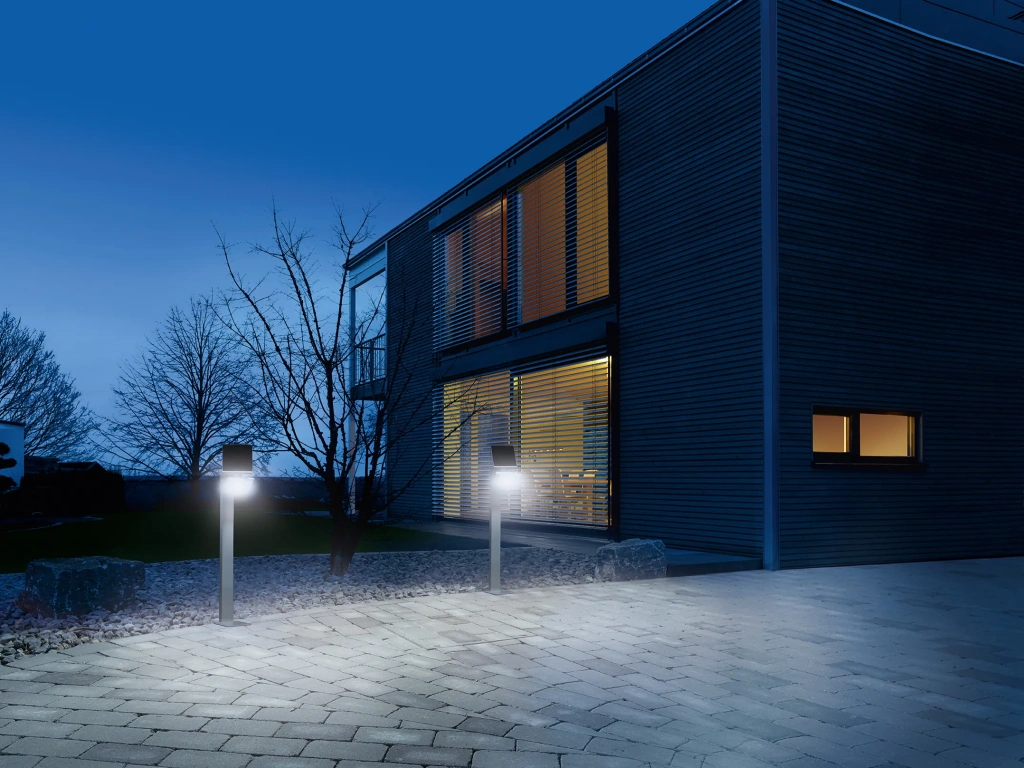 прожектор.webp фото 1