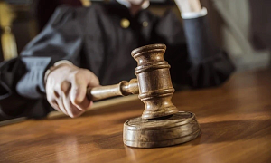 Экс-советника РАН Соловьева приговорили к трем годам тюрьмы за мошенничество Экс-советника РАН Соловьева приговорили к трем годам тюрьмы за мошенничество