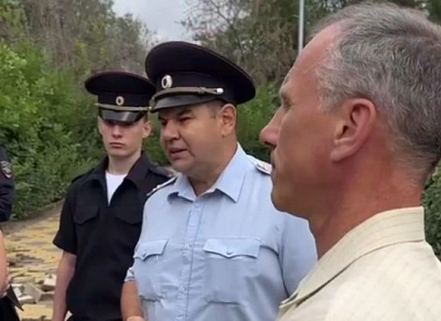 подполковник мвд грозит расстрелять жителей саратова, выступающих против застройки на месте популярного парка - Сайт Газеты «Совершенно Секретно» подполковник мвд грозит расстрелять жителей саратова, выступающих против застройки на месте популярного парка - Сайт Газеты «Совершенно Секретно»