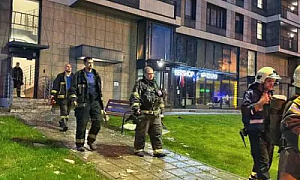 Обломки сбитого БПЛА попали в многоэтажный дом в подмосковном Красногорске, госпитализирована беременная женщина