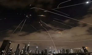 БЛИЖНЕВОСТОЧНАЯ МЯСОРУБКА БЛИЖНЕВОСТОЧНАЯ МЯСОРУБКА