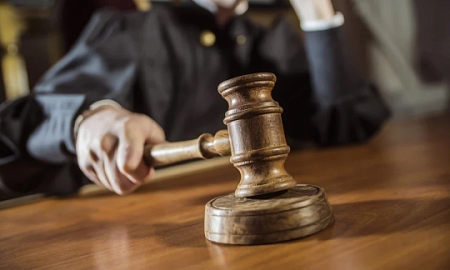 Экс-советника РАН Соловьева приговорили к трем годам тюрьмы за мошенничество Экс-советника РАН Соловьева приговорили к трем годам тюрьмы за мошенничество