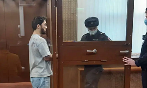 Боец ММА получил 28 лет за убийство инспектора МАДИ в &quot;Зарядье&quot;