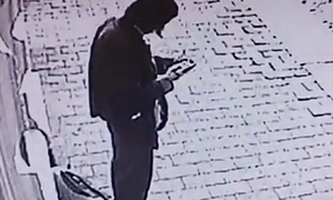 На написавшего мадригал на баннерах ко Дню Победы в Петербурге завели дело