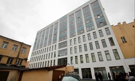 Силовики пришли в крупнейшее кадровое агентство по делу о нелегальной миграции Силовики пришли в крупнейшее кадровое агентство по делу о нелегальной миграции